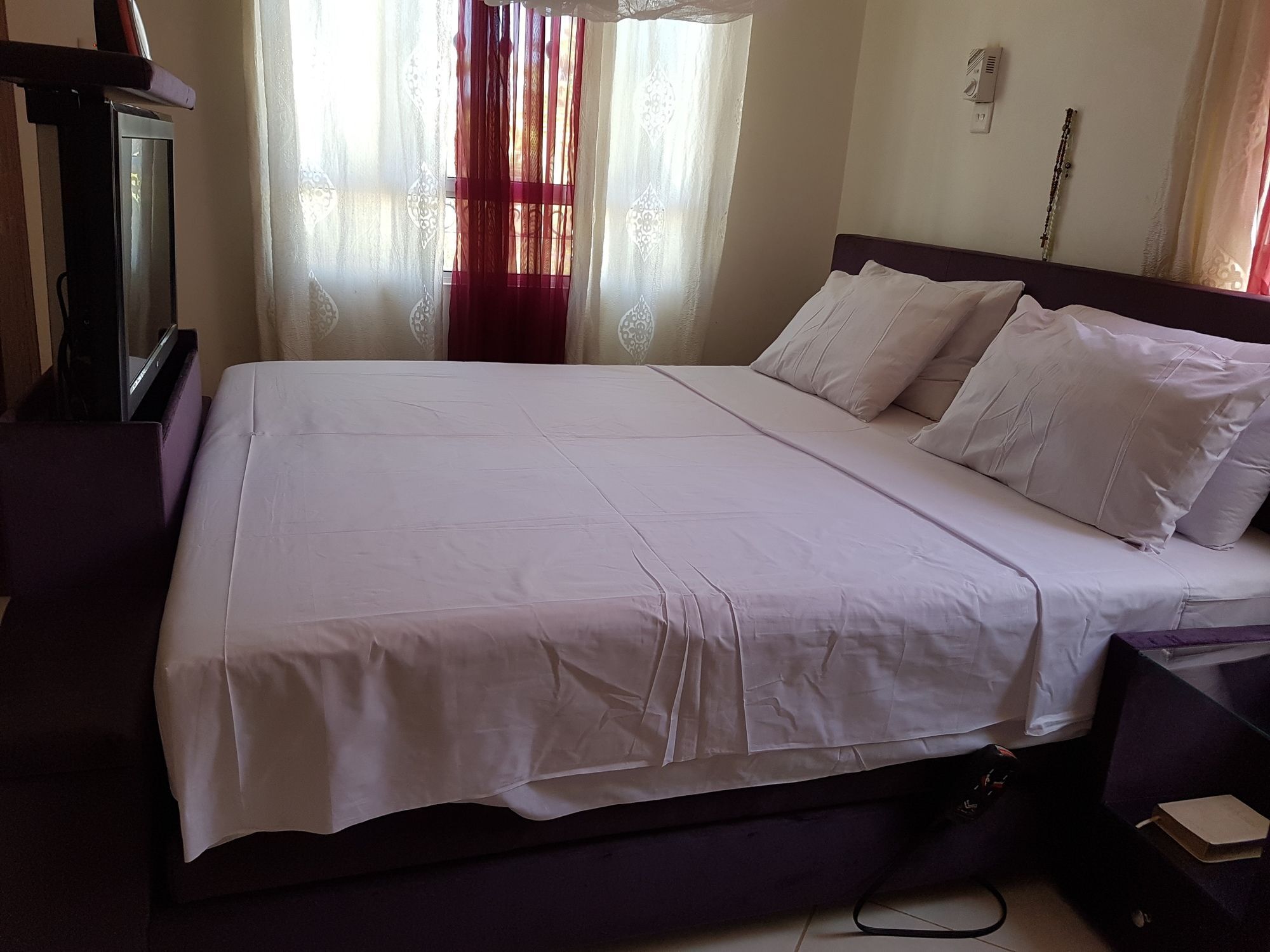 Queens Chateau Boutique Villa Diani Beach Exterior foto
