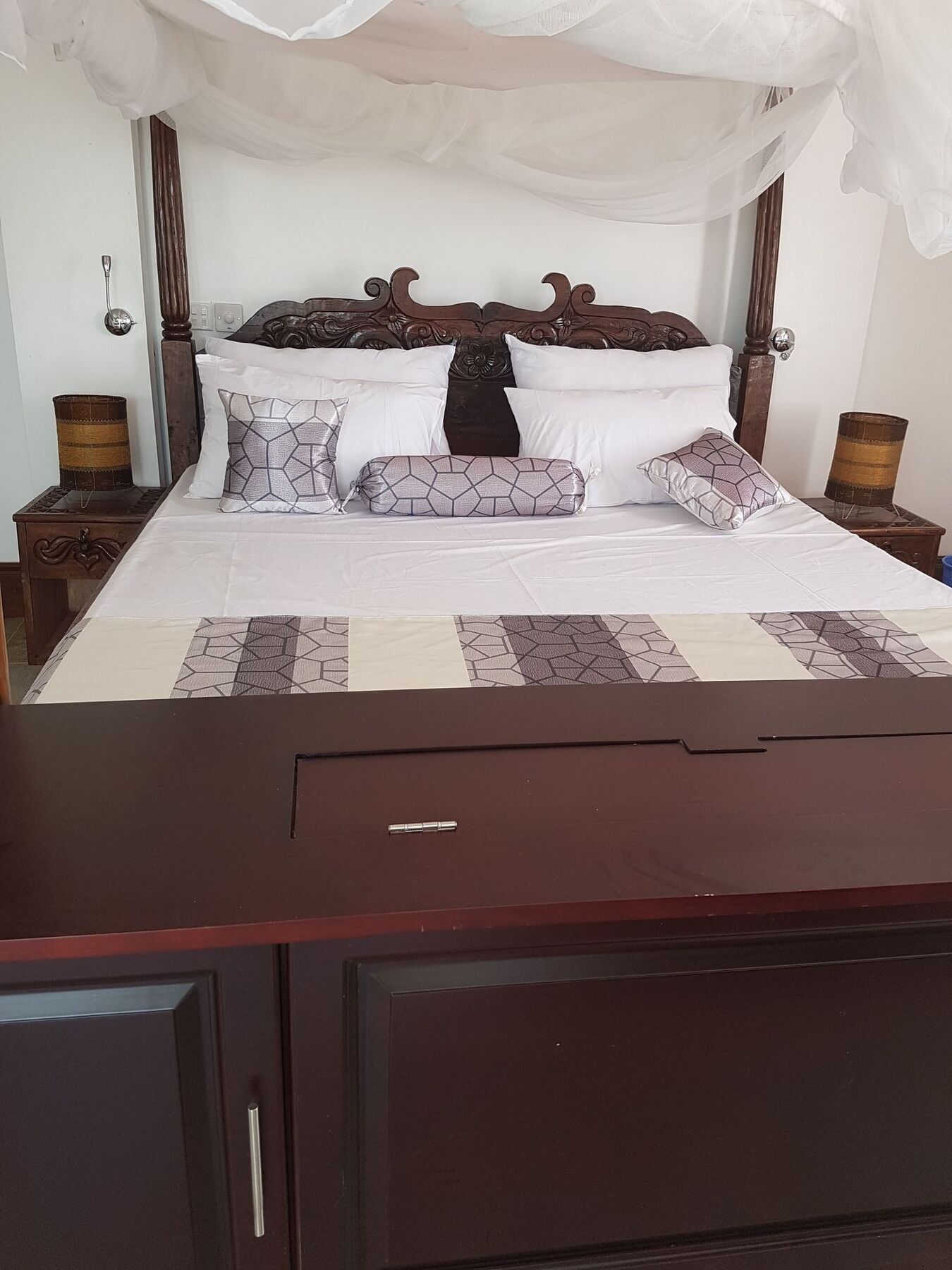 Queens Chateau Boutique Villa Diani Beach Exterior foto